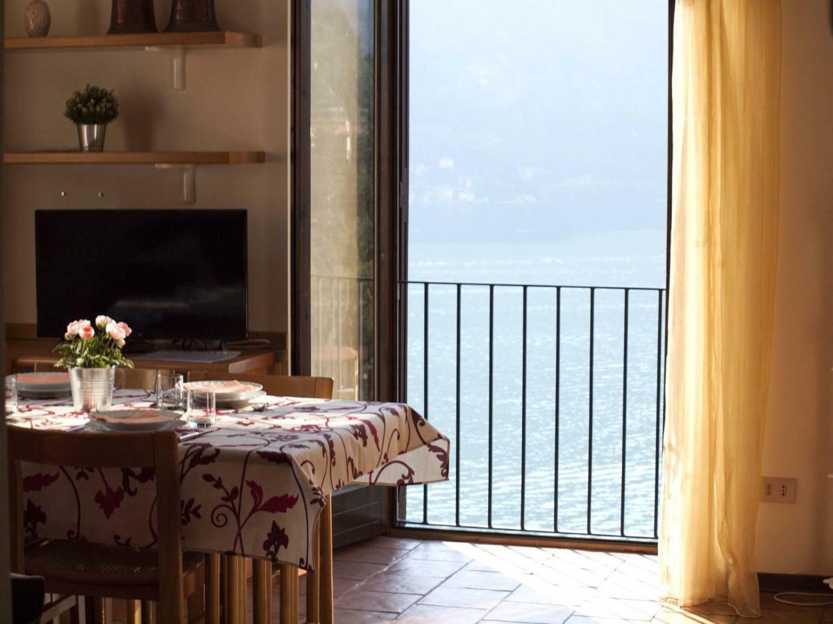 Casa Marina - Appartamento Nel Residence Di Нессо Экстерьер фото